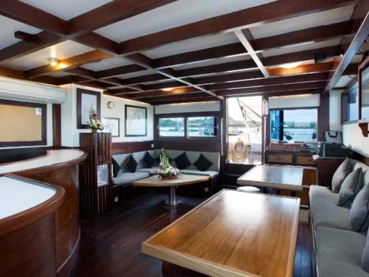 Salon of sailing yacht Katharina, Indonesia east of the Wallace Line