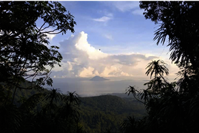 Sulawesi, Gunung Tatawiran: Ausblick auf Bunaken Marinepark