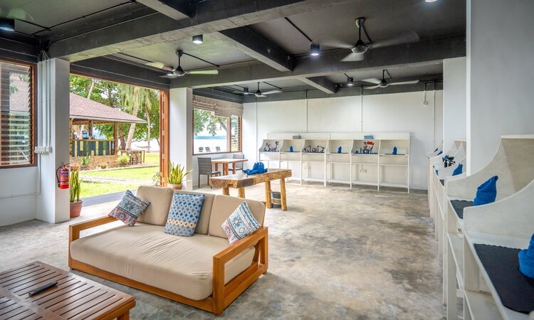 Sulawesi, Murex Resort Bangka: Camera room inside