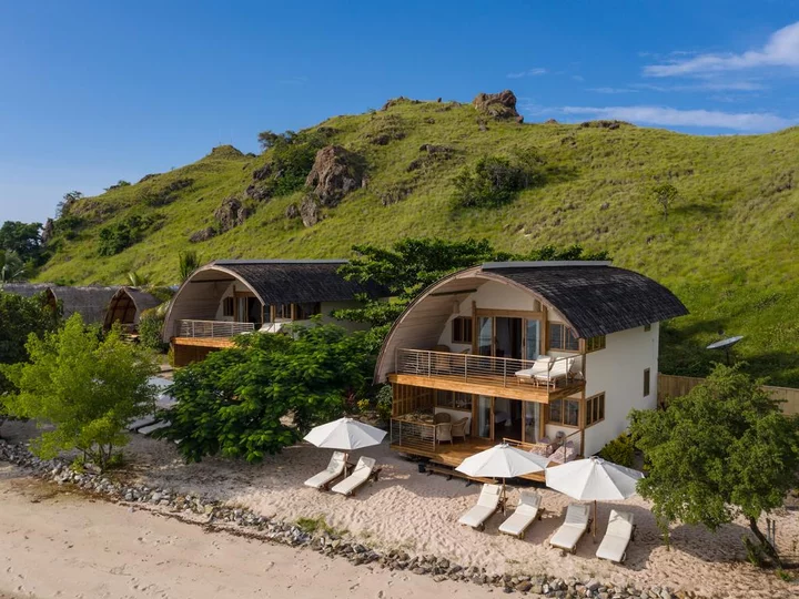 Grand View Beach Room Bungalow, Exterior: Komodo Resort, Komodo National Park