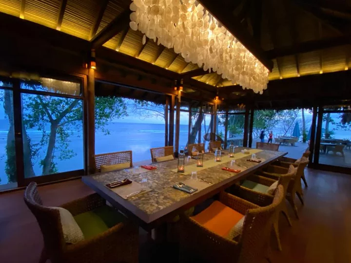 Moro Ma'Doto Resort Restaurant bei Nacht