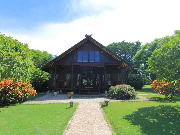 Sumbawa Island, Samawa Seaside Cottages: Four Bedroom Cottage Outside View