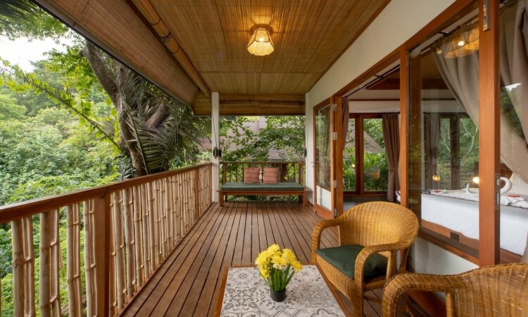 Deluxe Hillside Cottage Terrace - Murex Resort Bangka
