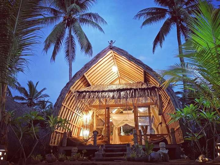  Beach Cottage Außenansicht: Coconut Garden Beach Resort, Insel Flores