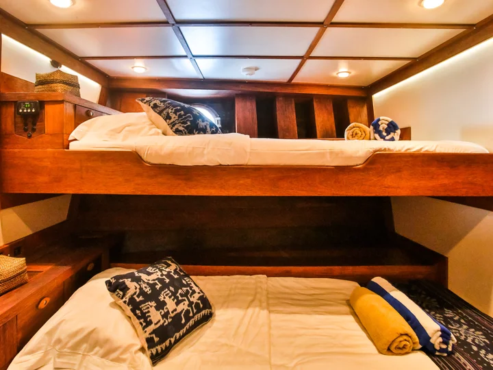 Triple cabin on Ombak Putih