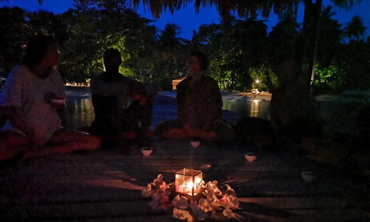 Sulawesi: Ending the day with a campfire - Coral Eye Resort, Bangka