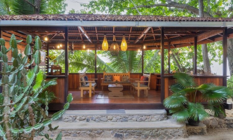 Indonesia, Sulawesi: Reception at Pulisan Resort