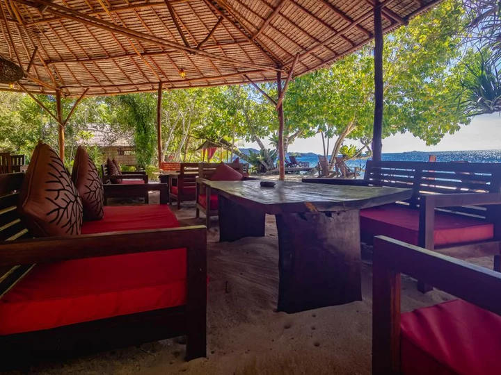  Raja Ampat Biodiversity Nature Resort: Restaurant with Ocean View