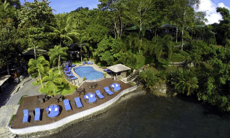 Lembeh Resort Pool