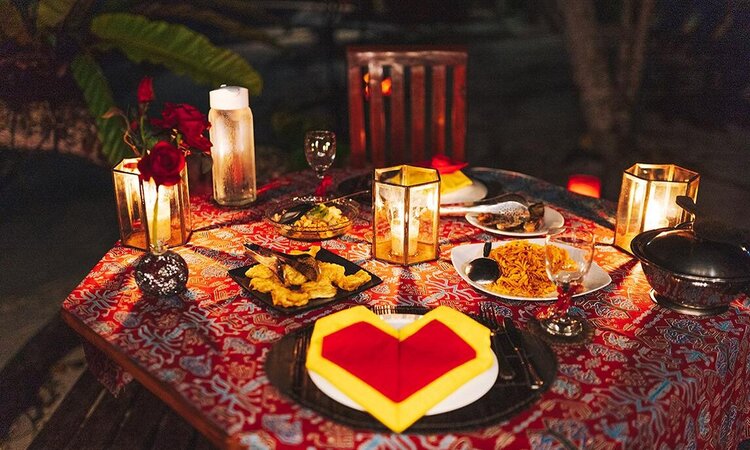 Raja Ampat Biodiversity Nature Resort, Restaurant: Beach Candlelight Dinner