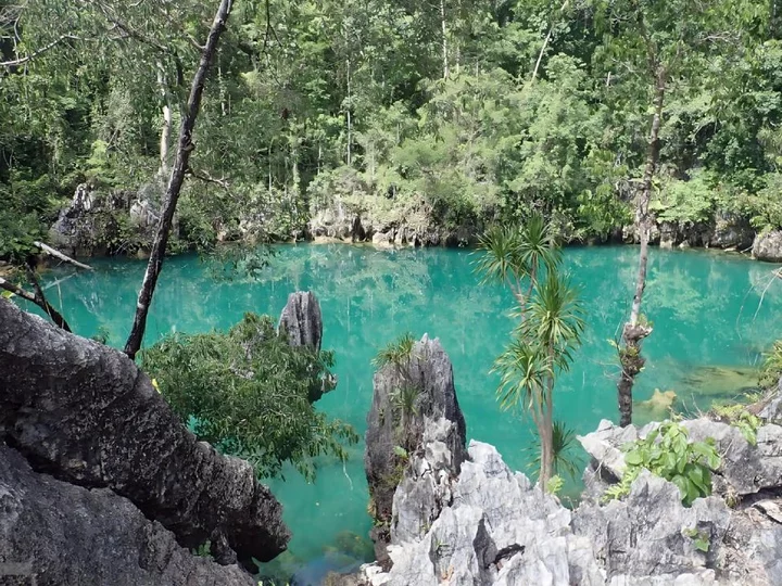 Sulawesi, Labengki island: Blue Lagoon, Labengki