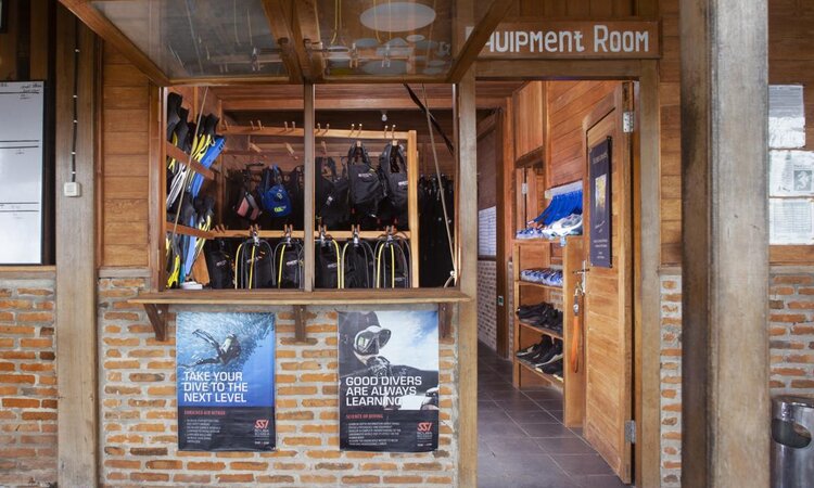 Kuda Laut Resort, Siladen Island: Rental equipment for diving and snorkeling