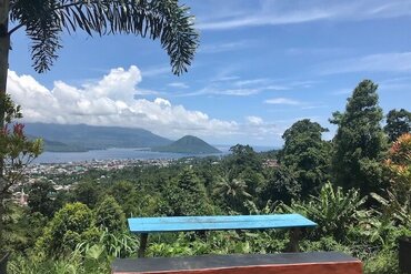 Inselausblicke auf der Gewürzinsel Ternate, Molukken