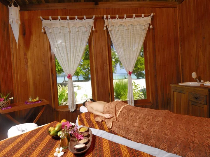 Spa mit Meerblick: Siladen Resort & Spa, Sulawesi