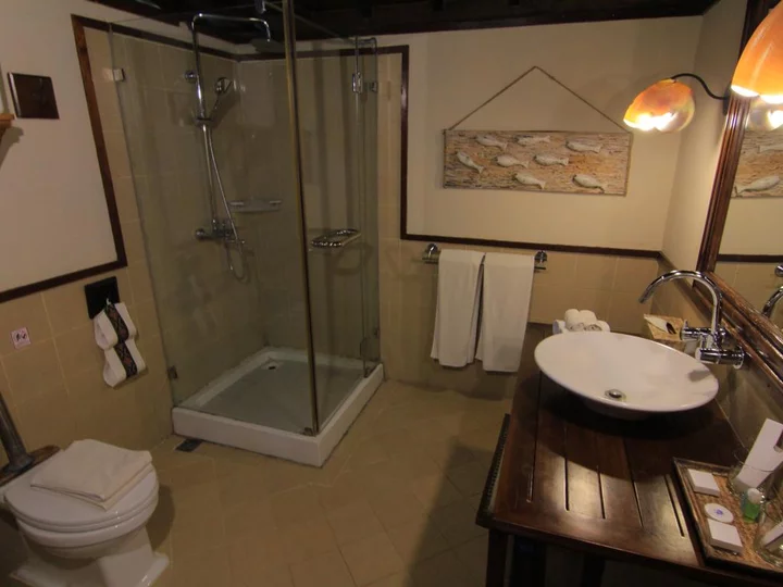 Sumbawa Island, Samawa Seaside Cottages: Four Bedroom Cottage Interior View Bathroom