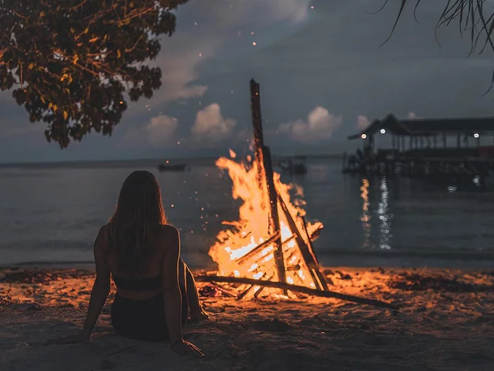 Raja Ampat Biodiversity Nature Resort: Campfire at Sunset