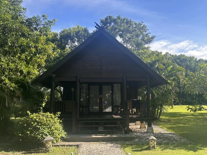 Semawa Seaside Cottage, Sumbawa island: Bungalow in Park