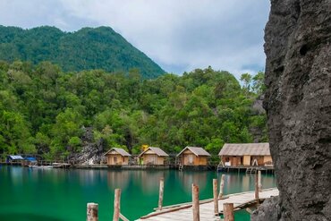 Sulawesi, Labengki island: Desa Orang Bajo