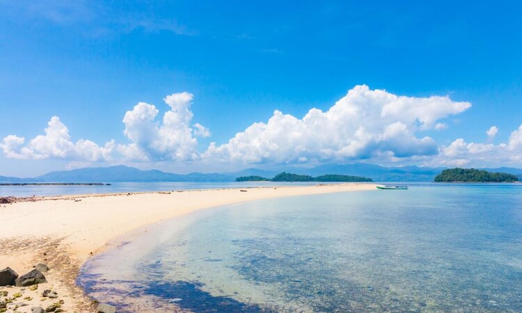 Saronde Island Resort Sulawesi aus Vogelperspektive