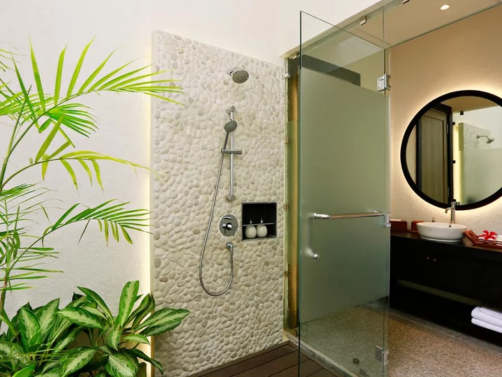  Sulawesi Lembeh Resort: Premium Luxury Cottage, bathroom