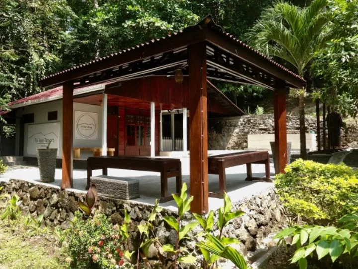 Sulawesi: Pulisan Jungle Beach Resort - Dive Center Exterior View