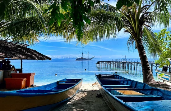 Indonesia, Raja Ampat: View from Misool to Ombak Putih