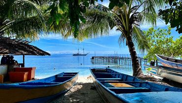 Indonesia, Raja Ampat: View from Misool to Ombak Putih