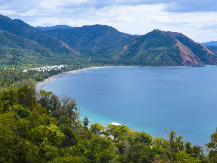 Tompotika Dive Lodge in Sulawesi: View of the bay