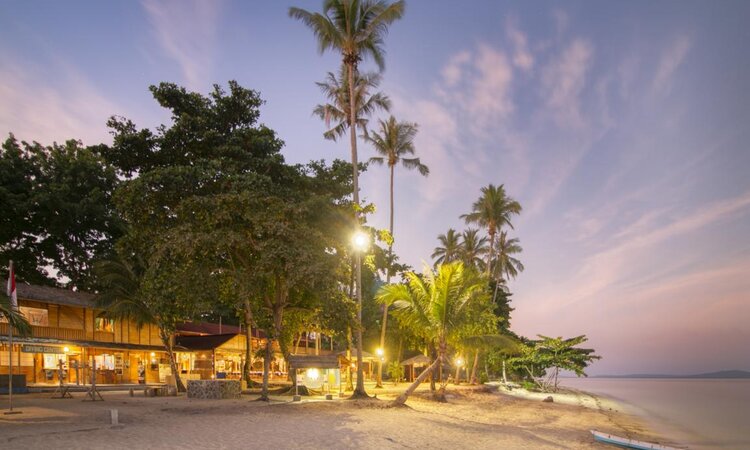 Kuda Laut Resort, Siladen Island - Sulawesi: Exterior view