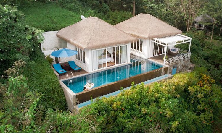 Cliffside Villa, Lembeh Resort - Sulawesi, Lembeh Straits