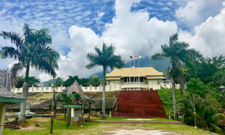 Gewürzinsel Ternate, Molukken: Sultanpalast