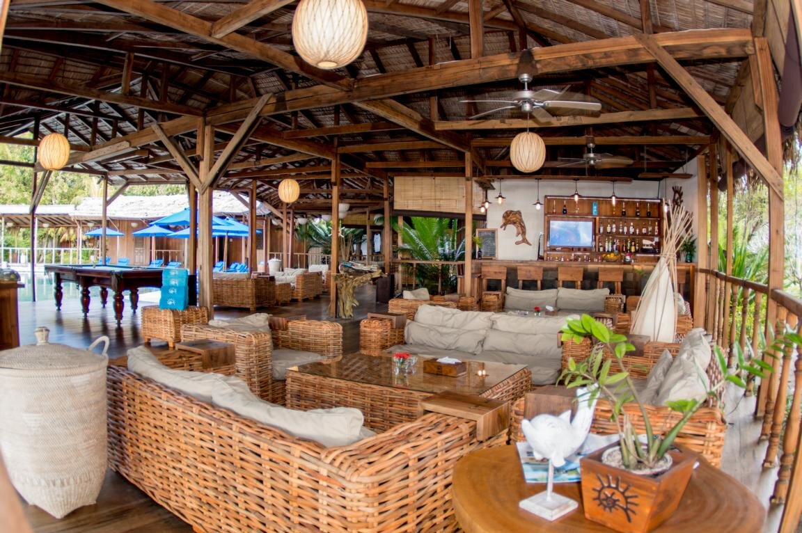 Siladen Resort & Spa, Bar Lounge