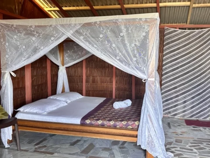 Moluccas island of Halmahera: Kupa-Kupa Beach Cottage Resort Interior View