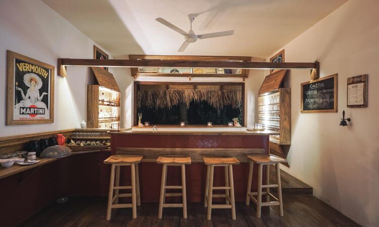 Sulawesi, Bangka Island: Coral Eye Resort Bar