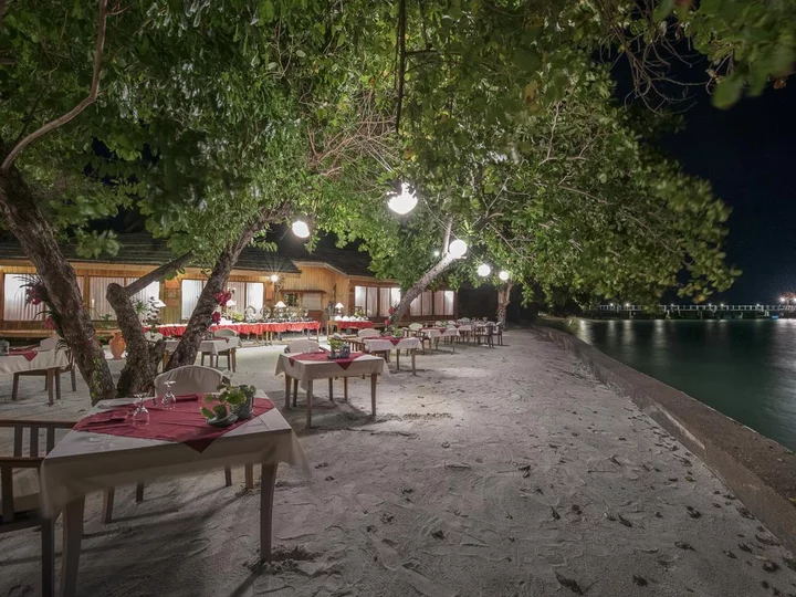 Gangga Island Resort & Spa: BBQ im Outdoor-Restaurant