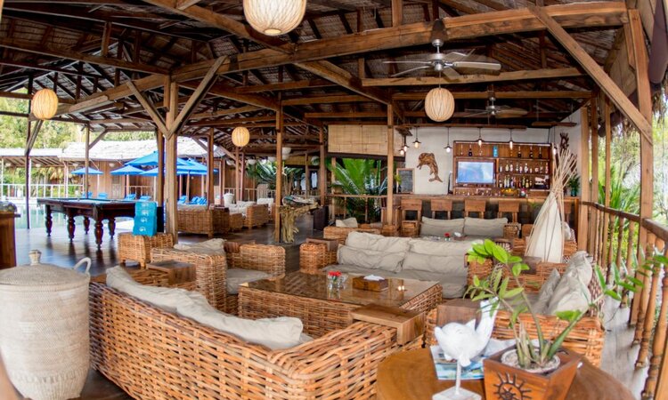 Siladen Resort & Spa, Bar Lounge