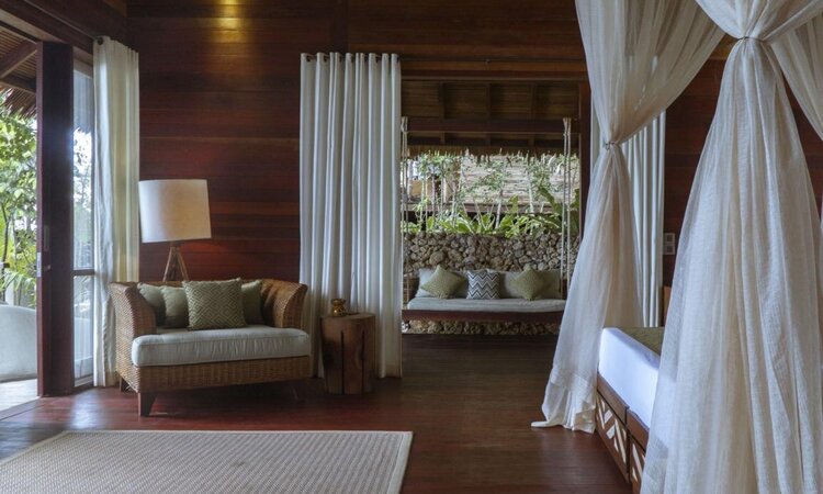  Moro Ma'Doto Resort, Morotai-Moluccas: Bungalow room with cosy corner