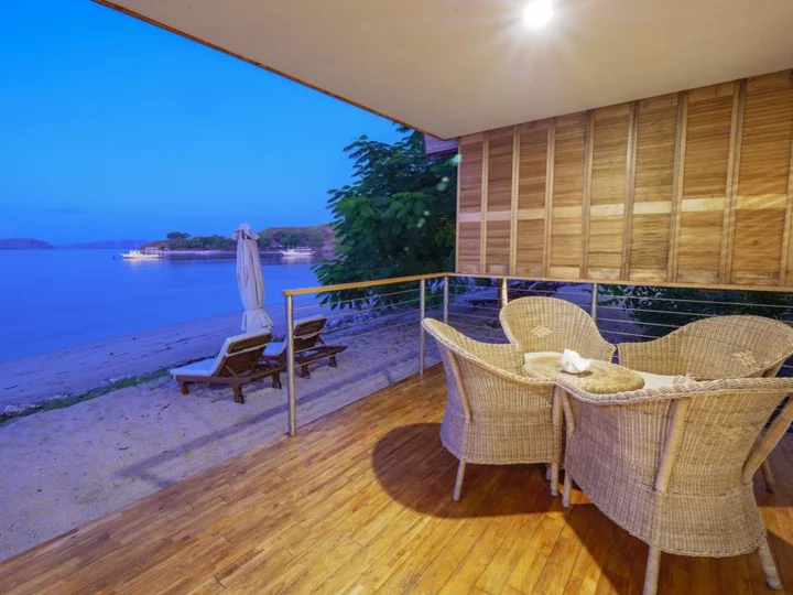 Grand Beach Room, Terrace with Sitting Area: Komodo Resort, Komodo National Park