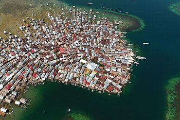 See-Nomadendorf in Sumbawa, Indonesien - Kleine Sunda Inseln