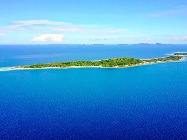 Cove Eco Resort Location: Yeben Island , Raja Ampat