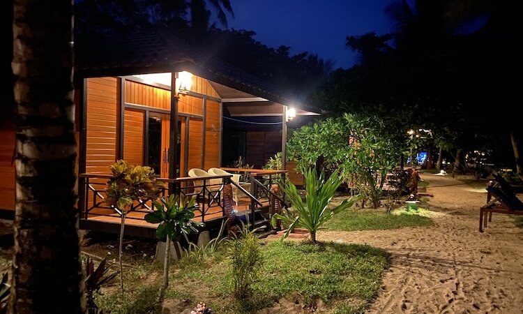 Sulawesi: Sea Souls Resort - bungalow exterior view by night