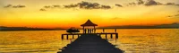 Ost-Indonesien - Gewürzinsel Ternate: Sultanshafen Dudoku Ali im Sonnenuntergang