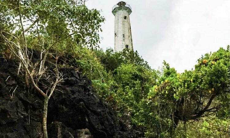 Sulawesi, Indonesien: Leuchtturm auf Pulau Labengki
