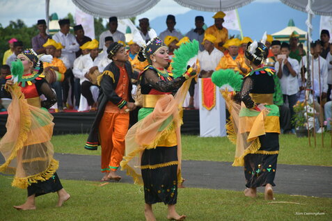 Molukken I Moluccas - Ternate Legu Gam Festival: Salai Jin Dance