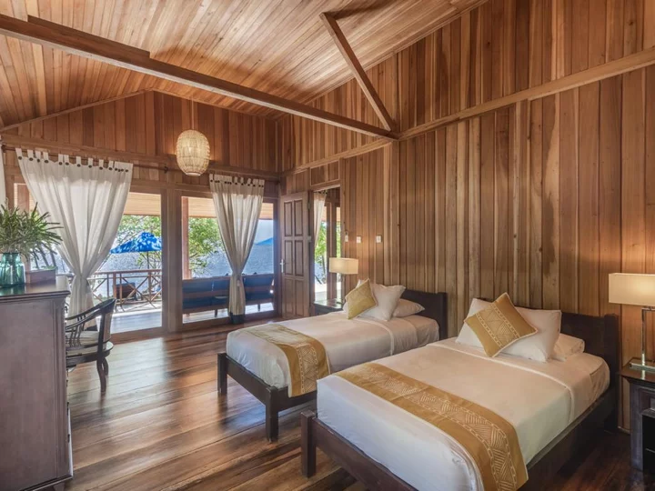  Double Bedroom Beach Villa von innen mit Meerblick: Siladen Resort & Spa