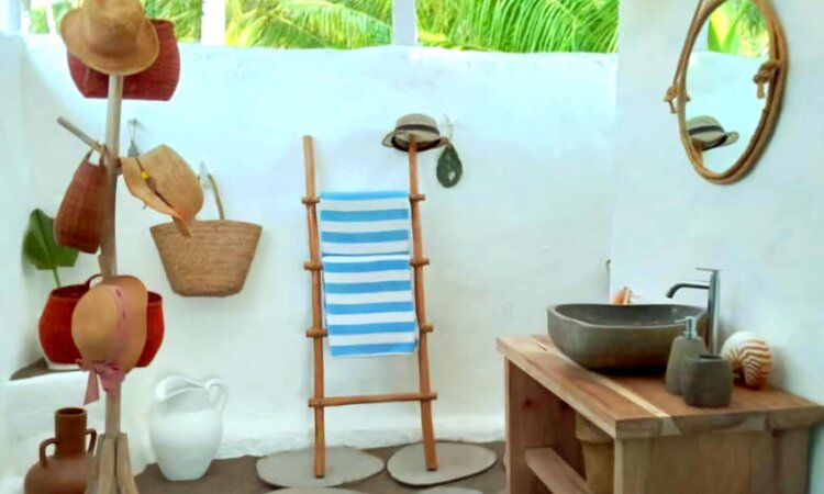 Beach House bathroom in Coconut Garden Beach Resort, Flores Island