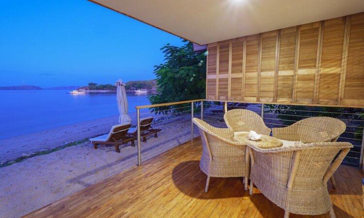 Grand Beach Room, Terrace with Sitting Area: Komodo Resort, Komodo National Park