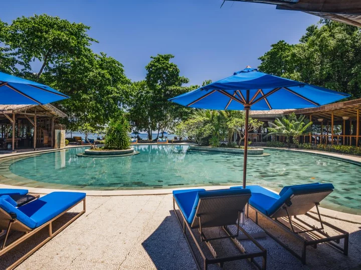 Siladen Resort & Spa, Salzwasserpool - Nord-Sulawesi