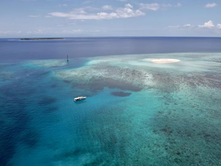 Indonesia, Moluccas: Pasier Timbul, Morotai