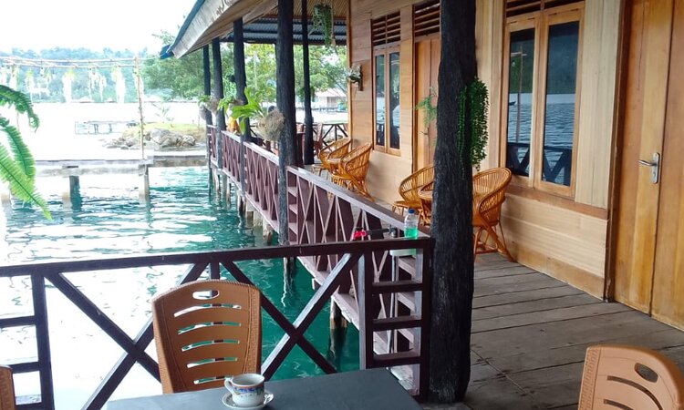 Indonesia, Seram Island: Oanain Cottage